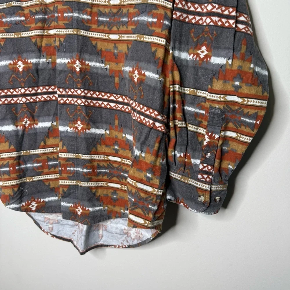Geometric Patterned Button-Up Shirt